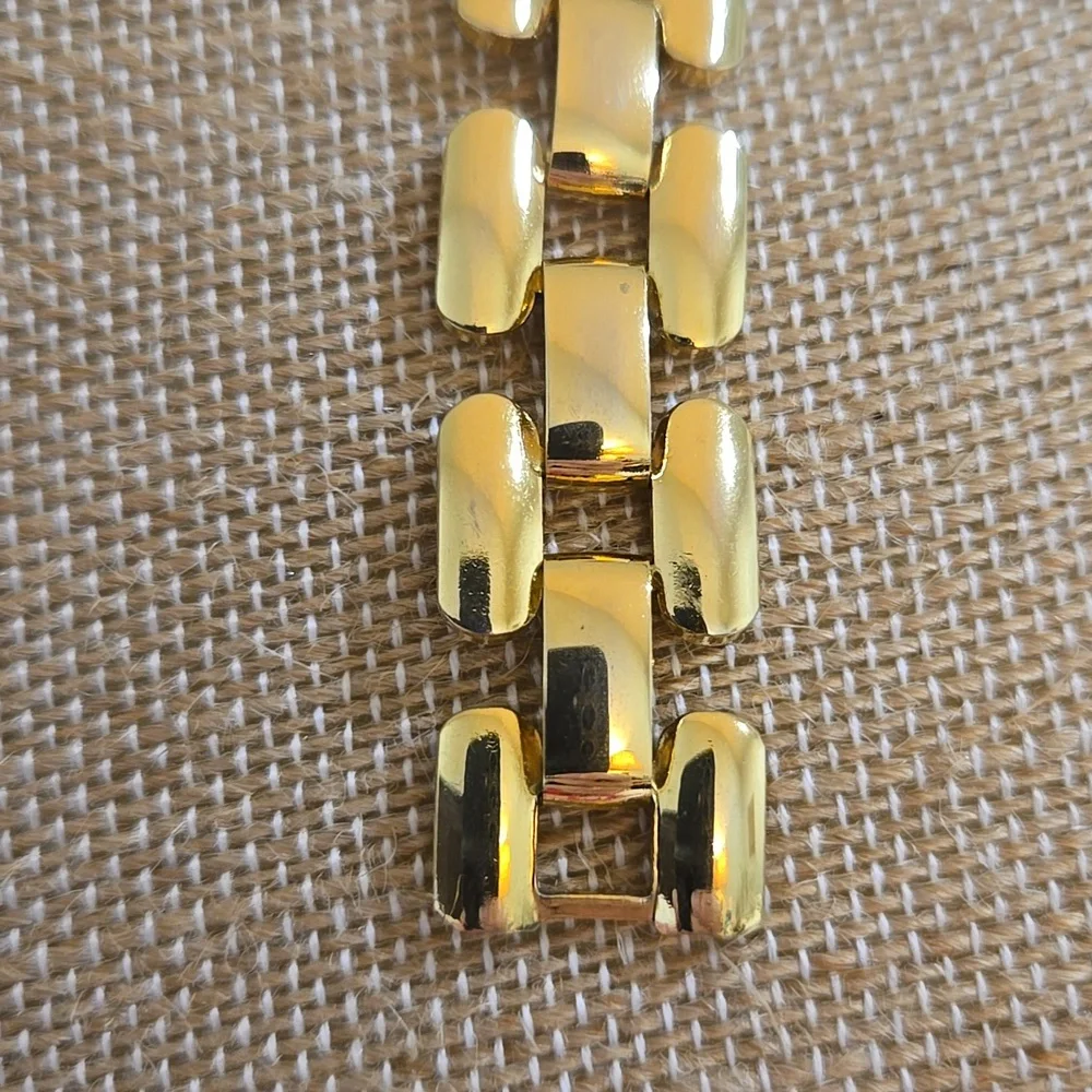 Vintage Unsigned Gold-tone Metallic Choker - Picture 4 of 10